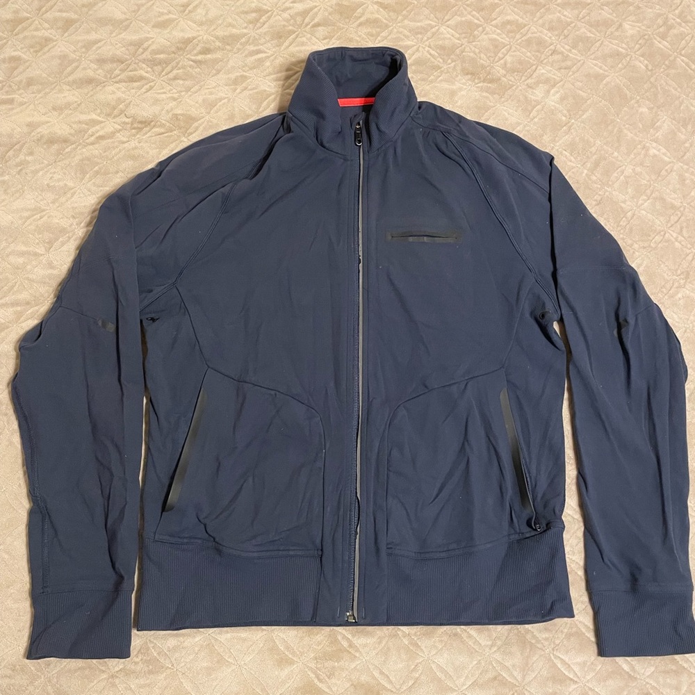 Lululemon mens jacket size M